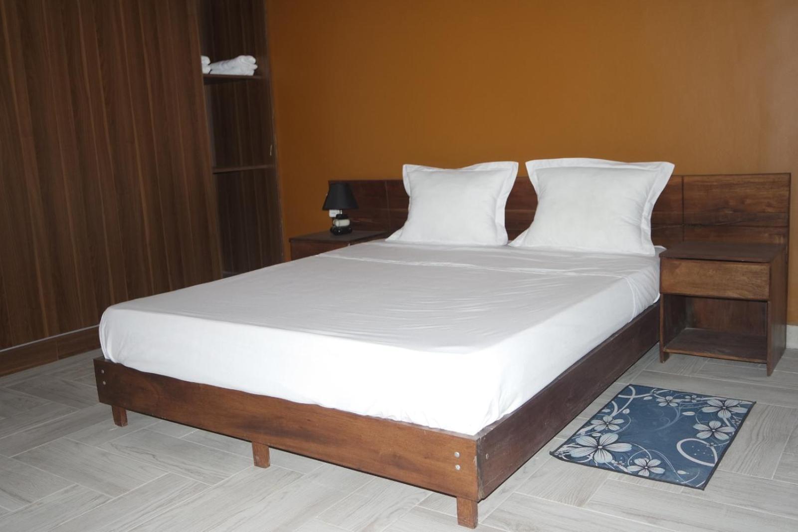 Guest House Nohfy Antananarivo Exteriör bild